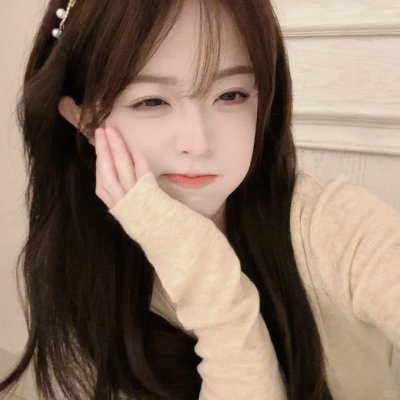 蒂拉和兰妮劫火车